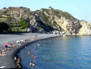 Mavra Volia