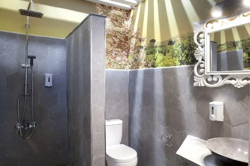 Standard room 1 in Chios - large private renovated bathroom - Voulamandis House