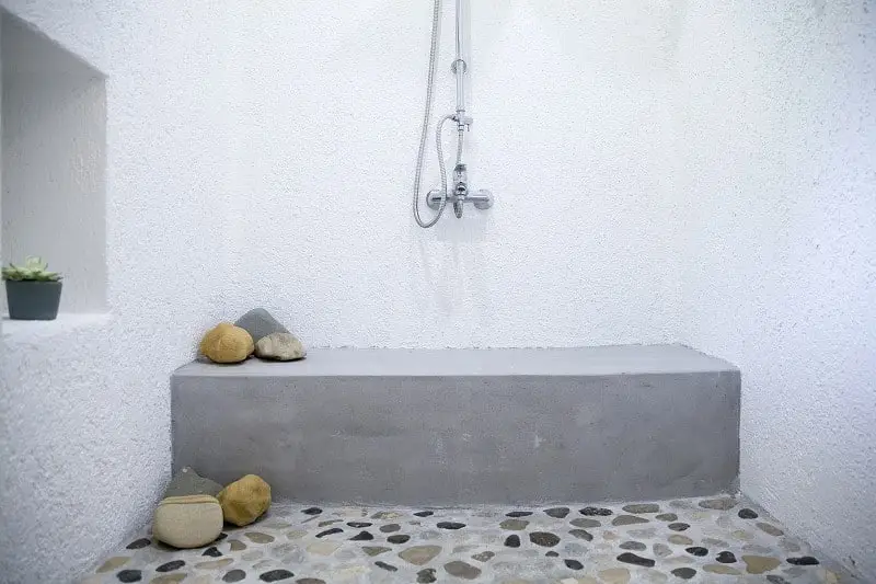 Standard double room 7 in Chios - traditional stone bathroom details - Voulamandis House