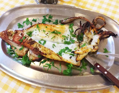 Traditional dishes at Passas Tavern in Chios
